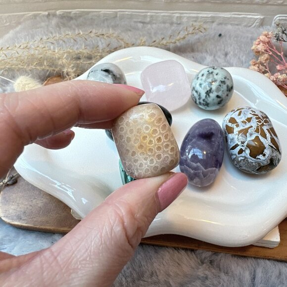 Set of 8 Crystal Tumbles - Picture 7 of 9